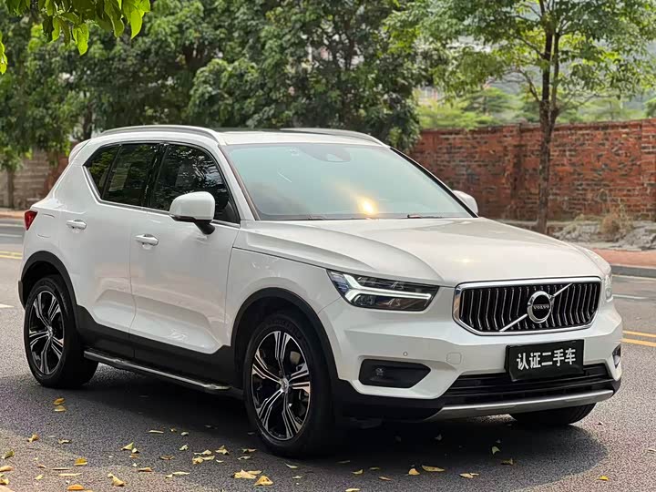 Volvo XC40 2020 T 4 WD — фото 3