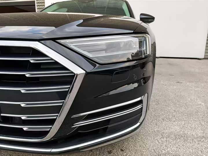 Audi A8 2021 A 8 L 50 TFSI quattro Comfort — фото 11