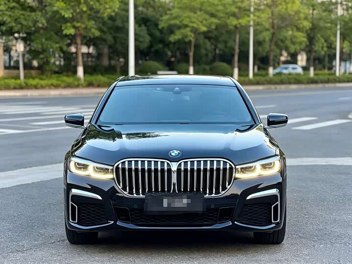 BMW 7 Series — фото 2