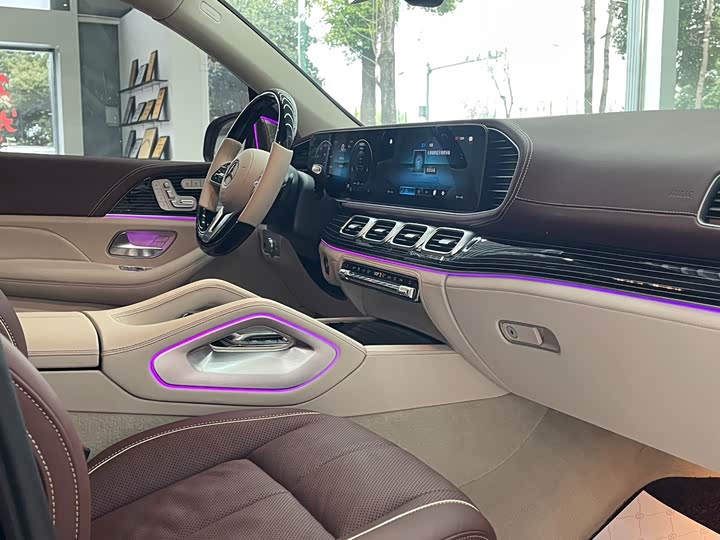 Mercedes-Benz GLS 2023 GLS 450 4 MATIC Luxury — фото 9