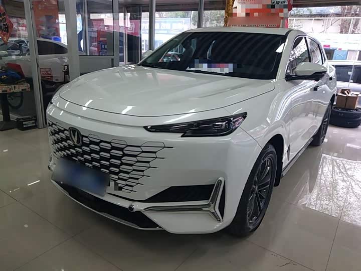 Changan UNI-K 2023 2.0 T 2 WD — фото 1