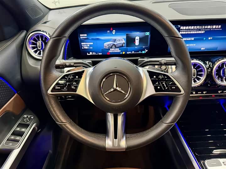 Mercedes-Benz GLB 2024 GLB 220 — фото 15