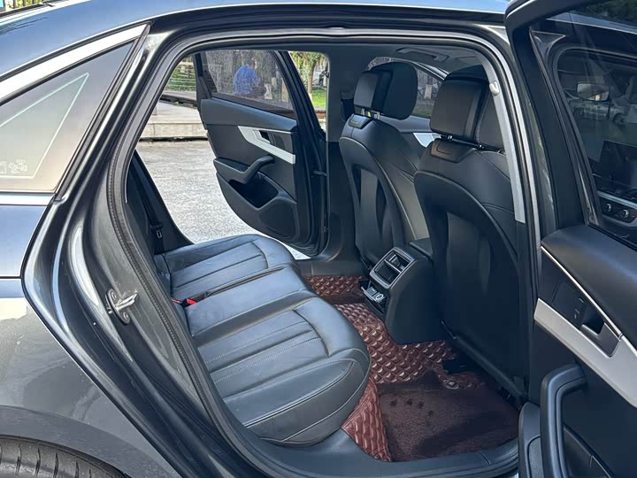 Audi A4L 2020 40 TFSI — фото 12