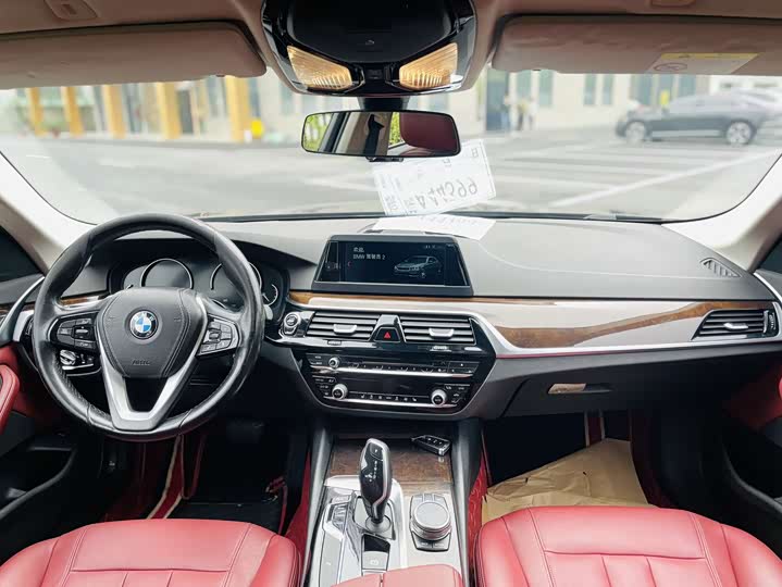 BMW 5-Series 2018 528 Li — фото 6