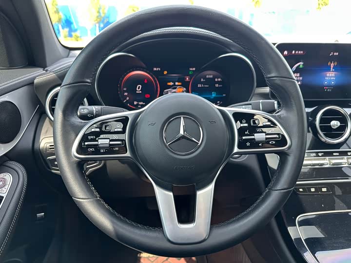Mercedes-Benz GLC 2020 GLC 260 4 MATIC SUV — фото 12
