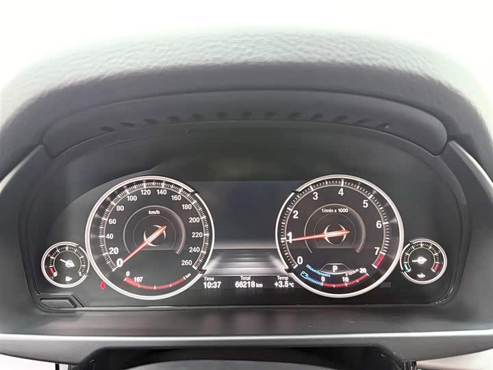 BMW X5 2014 x Drive 35i — фото 12