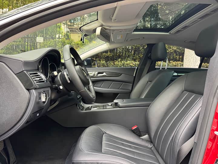 Mercedes-Benz CLS 2015 CLS 320 — фото 7