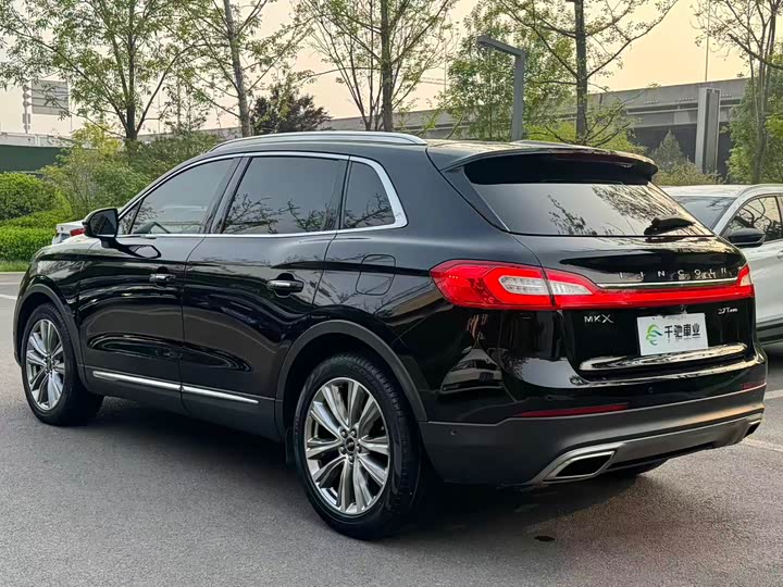 Lincoln MKX 2018 2.7 T 4 WD — фото 18