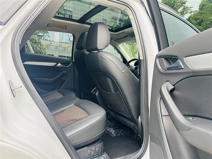 Audi Q3 2018 30 35 TFSI Sport — фото 6