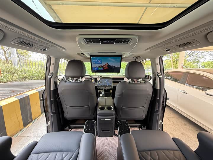 Trumpchi M8 2024 400 T — фото 17