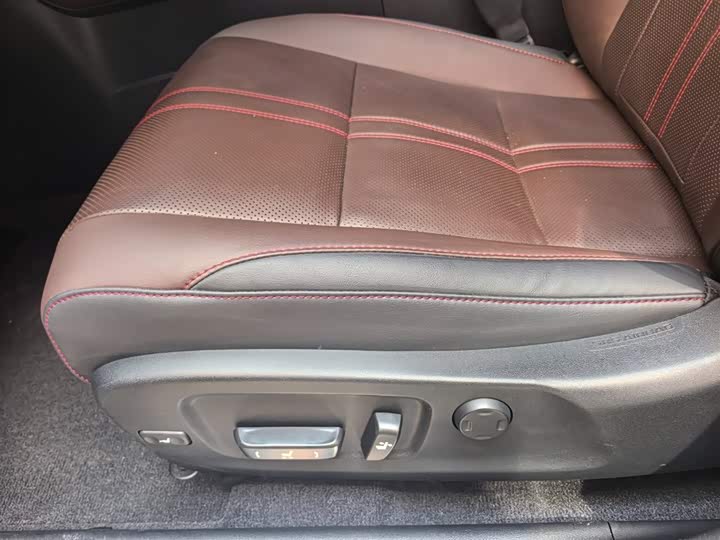 Lexus RX 2017 450h Mark Levinson 4 WD — фото 14