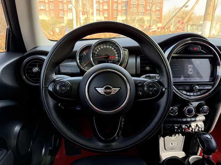 MINI Hatch — фото 15