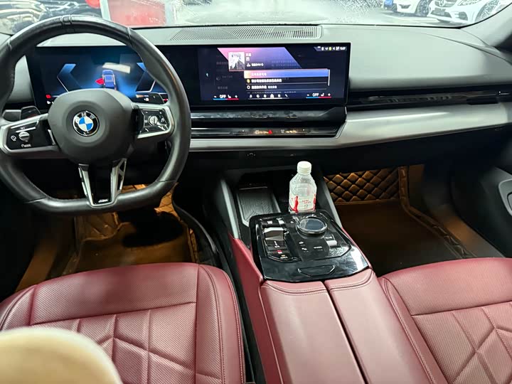 BMW 5 Series 525Li M спортпакет — фото 9