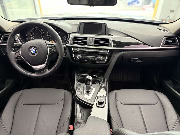 BMW 3 Series 320Li стиль — фото 7