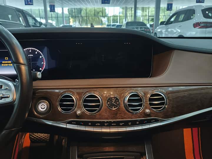 Mercedes-Benz S-Class S 320 L — фото 10