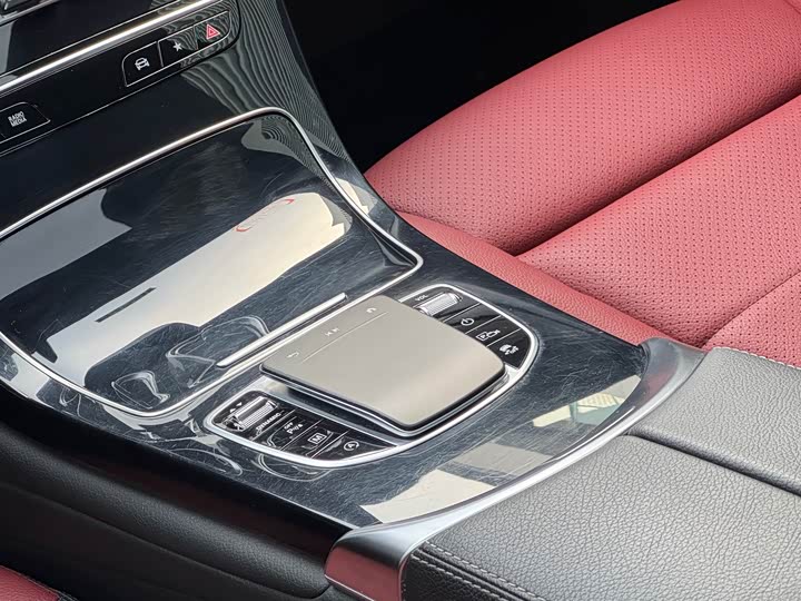 Mercedes-Benz GLC 2023 GLC 260 4 MATIC SUV — фото 20