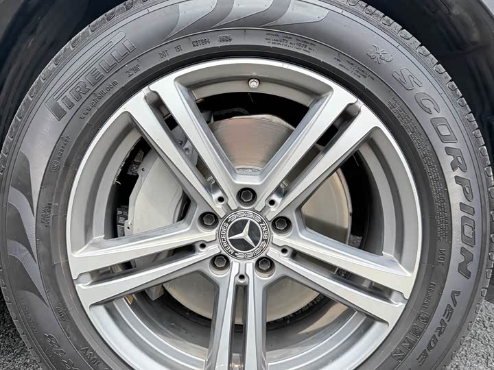 Mercedes-Benz GLC 2020 GLC 260 L 4 MATIC Luxury — фото 14