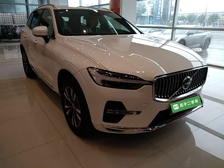 Volvo XC60 2024 B 5 4 WD — фото 4