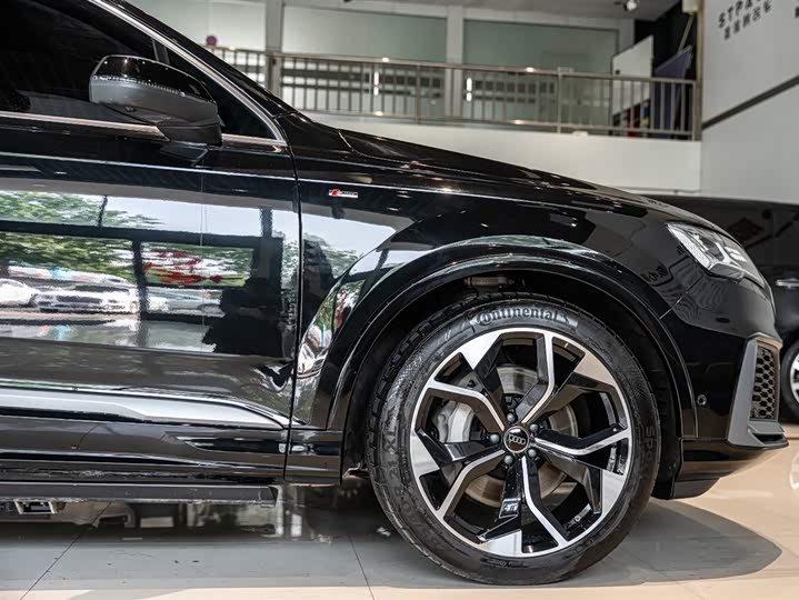 Audi Q7 2023 55 TFSI quattro S line Sport — фото 5