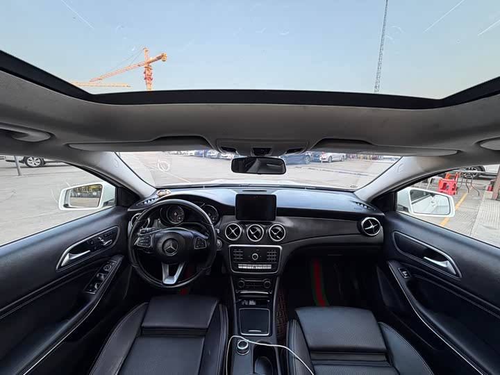 Mercedes-Benz GLA 2018 GLA 200 — фото 8