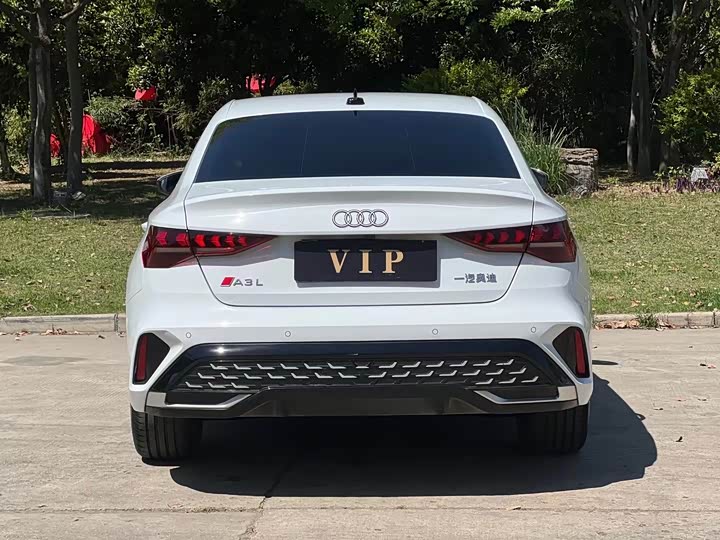 Audi A3 2025 A 3 L Limousine 35 TFSI — фото 8