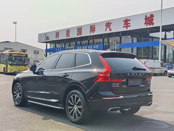 Volvo XC60 2020 T 5 4 WD — фото 7