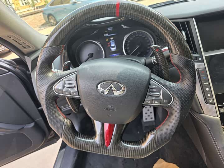 Infiniti Q50L 2015 2.0 T — фото 9