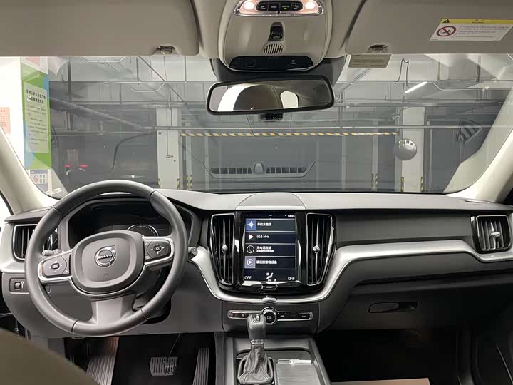 Volvo XC60 2019 T 5 4 WD VI — фото 11