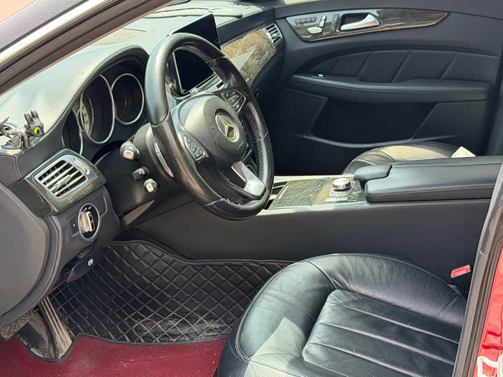 Mercedes-Benz CLS 2015 CLS 320 — фото 4