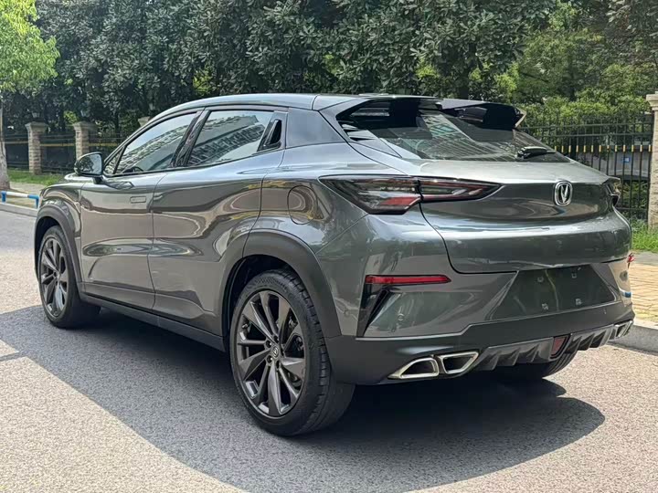 Changan UNI-T 2022 1.5 T Flagship — фото 7
