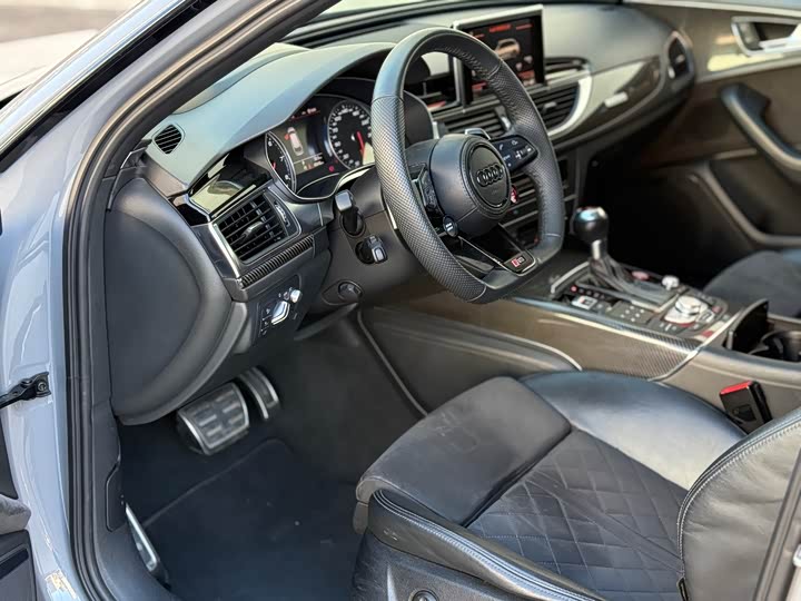 Audi RS6 2016 RS 6 4.0 T Avant — фото 12