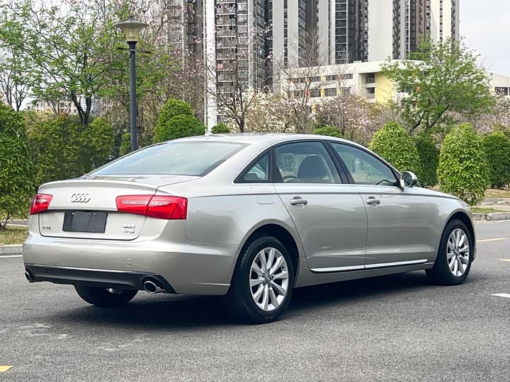 Audi A6L 2015 TFSI — фото 12