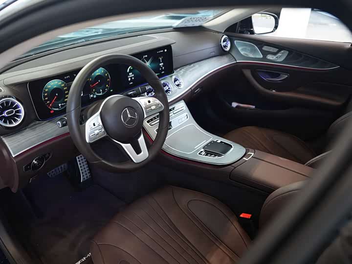 Mercedes-Benz CLS 2021 CLS 300 Luxury — фото 12