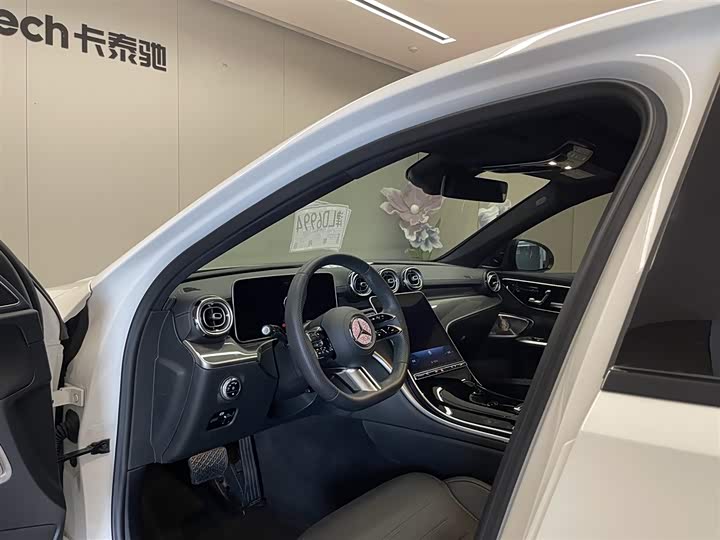 Mercedes-Benz C-Class 2023 C 260 L — фото 23