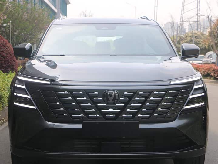 Changan CS75 PLUS 2025 1.5 T — фото 8