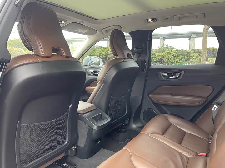 Volvo XC60 2020 T 5 4 WD — фото 24