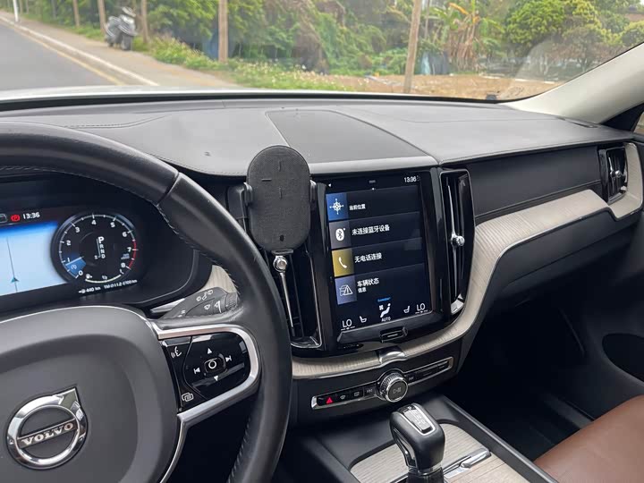 Volvo XC60 2020 T 5 4 WD — фото 22