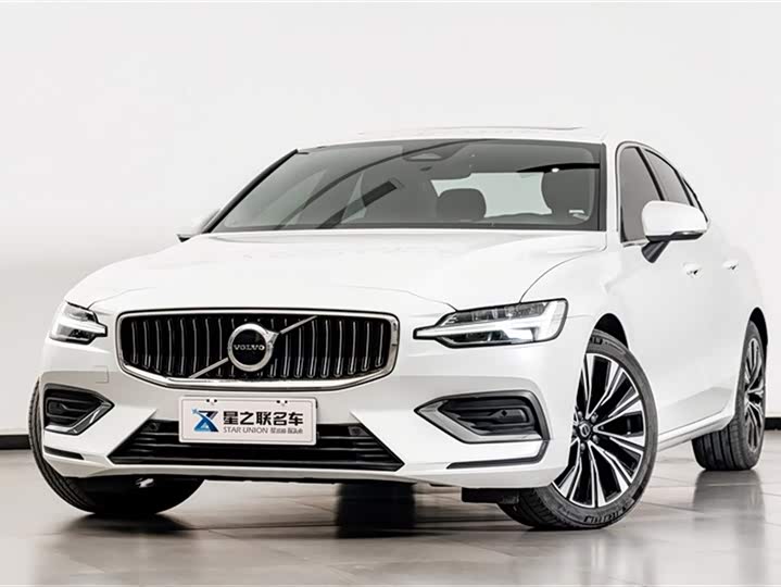 Volvo S60 2024 B 4 — фото 2