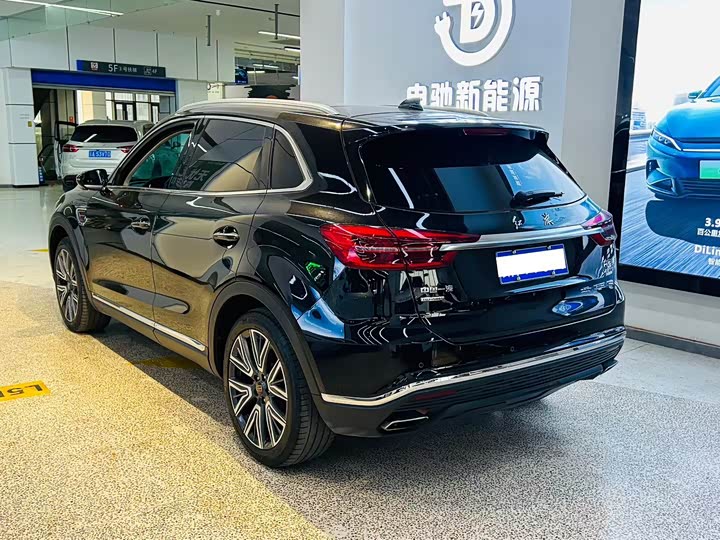 Hongqi HS5 2022 2.0 T 4 WD — фото 3