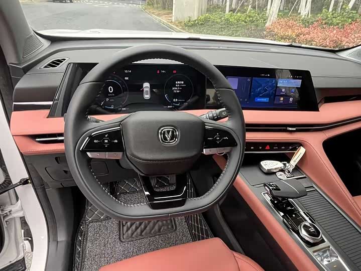 Changan CS75 PLUS 2023 1.5 T ATPremium — фото 18