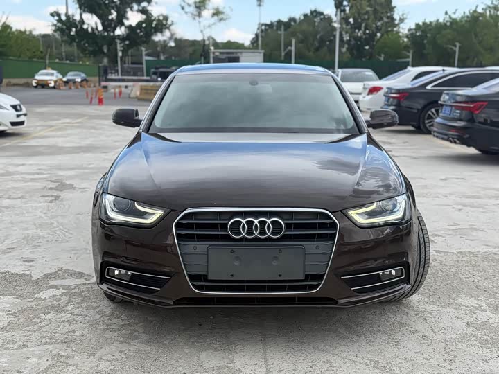 Audi A4L 2015 35 TFSI ATStandard — фото 2