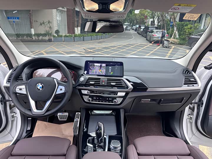 BMW X3 2021 x Drive 25i — фото 9