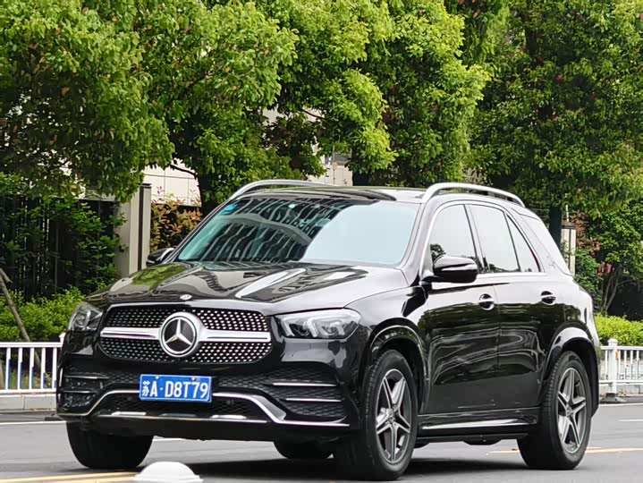 Mercedes-Benz GLE — фото 1