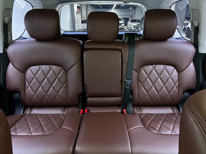 Nissan Patrol — фото 12