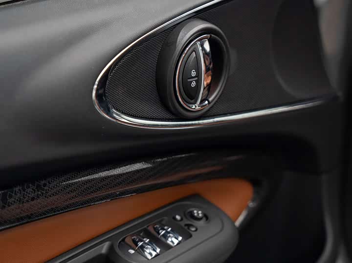 MINI Clubman — фото 14