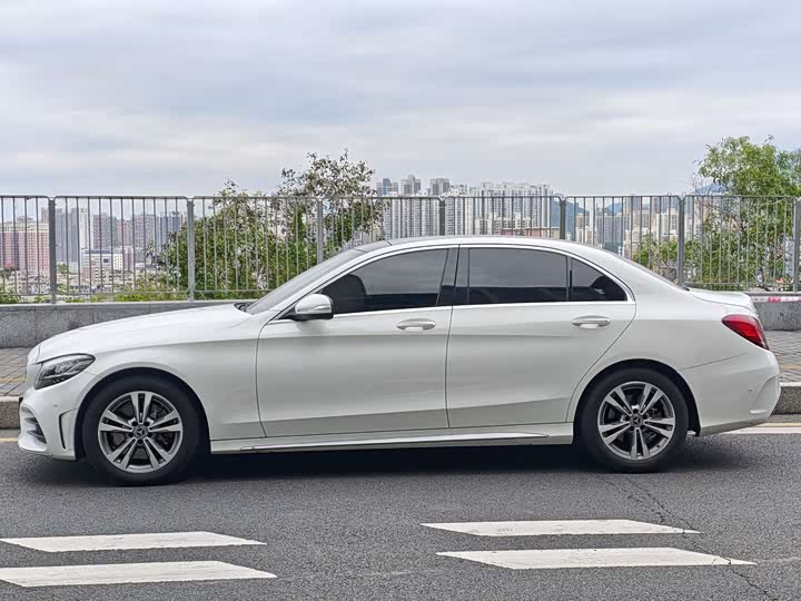 Mercedes-Benz C-Class C 200 L стиль спорт — фото 4