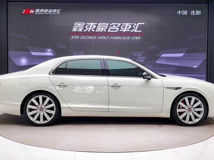 Bentley Flying Spur — фото 5