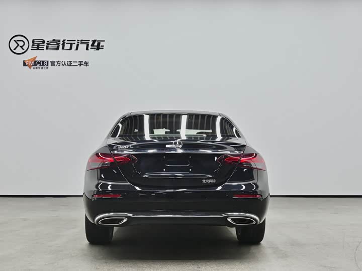 Mercedes-Benz E-Class 2022 E 300 L Luxury — фото 44