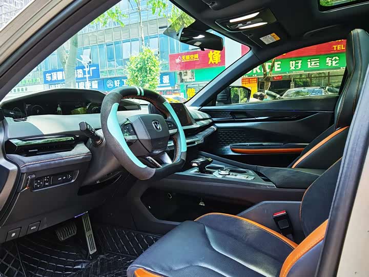 Changan UNI-V 2022 2.0 T — фото 8