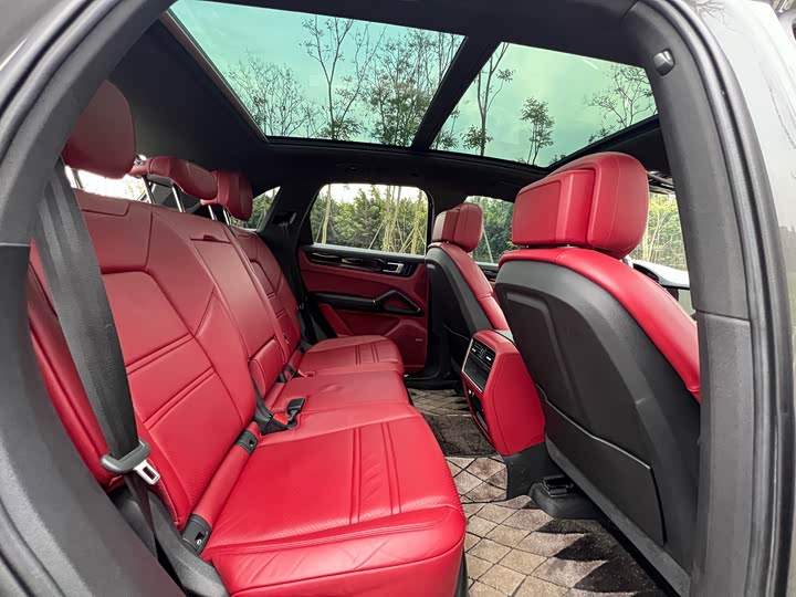 Porsche Cayenne 2019 Cayenne 3.0 T — фото 9